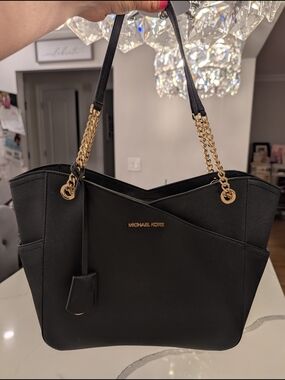 Michael Kors Black Leather Jet Set Travel Large Chain-Handle Shoulder Tote